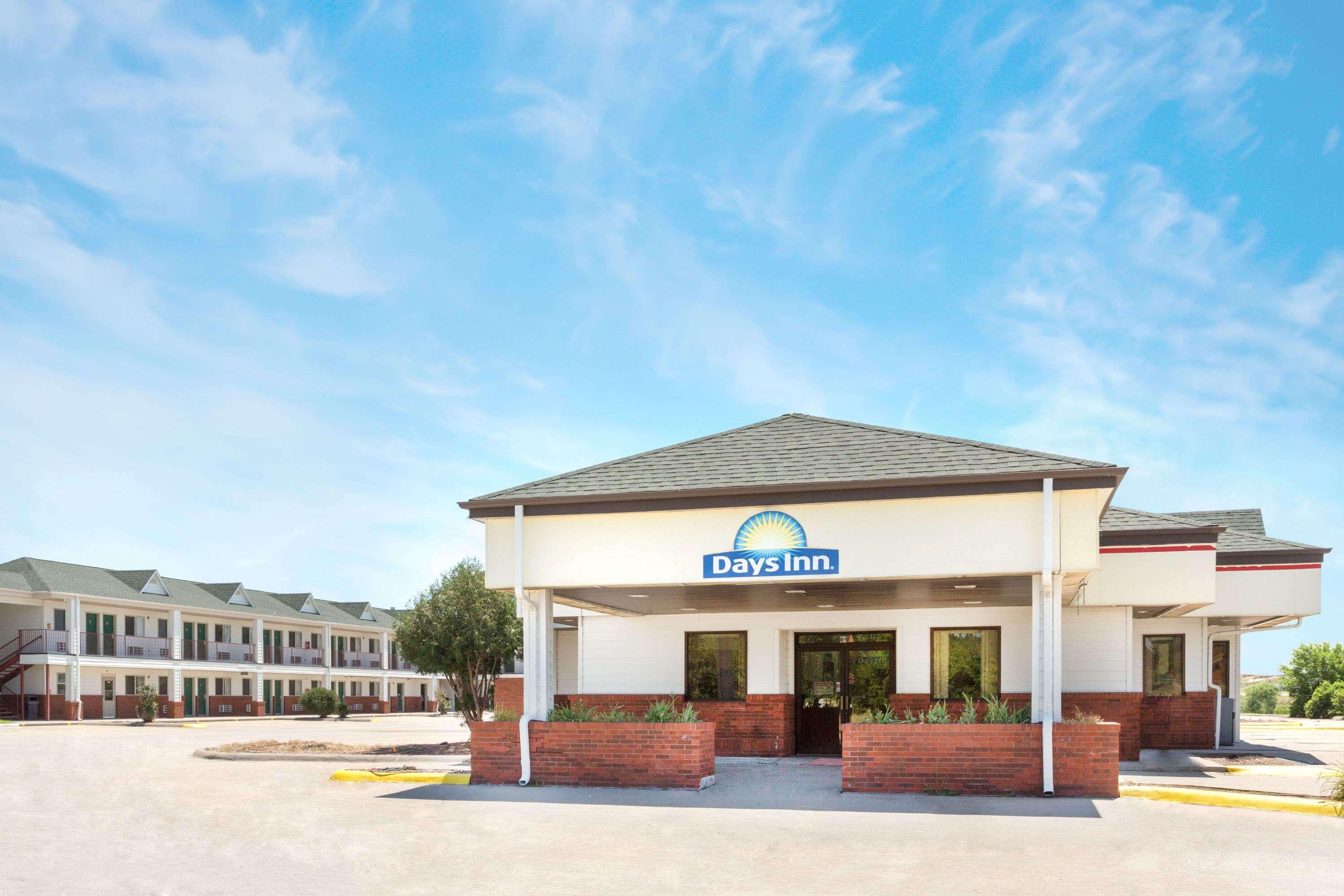 Days Inn By Wyndham Paxton Exterior foto